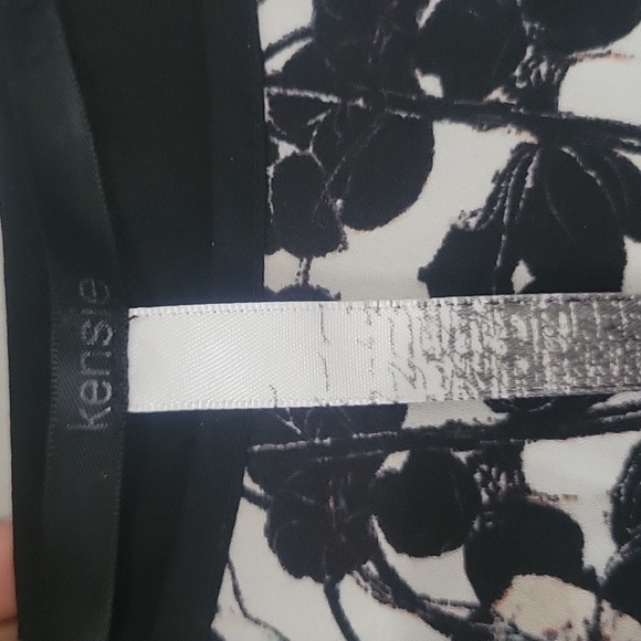 Women top back cut out size M - Picture 4 of 6